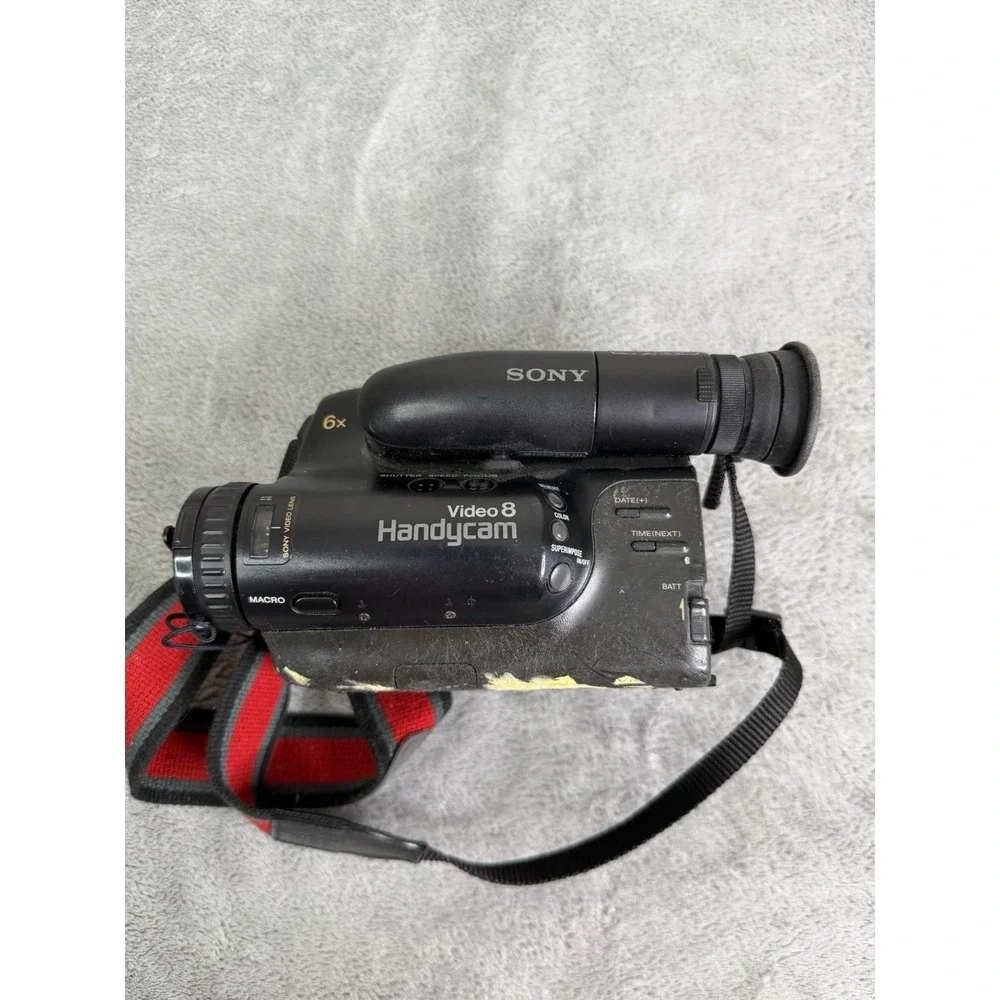Sony CCD-TR5 Handycam Camcorder Lot As Is Untested